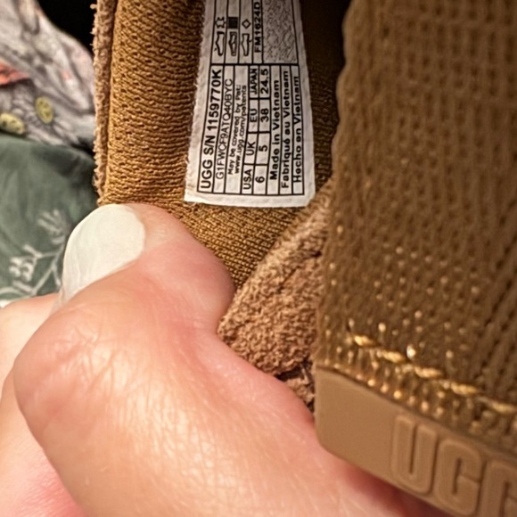 Big Kids UGG Goldstar Clog - Picture 4 of 4